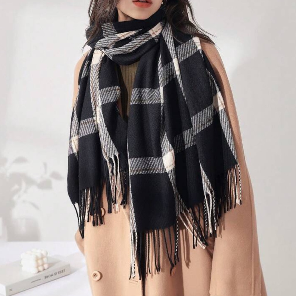 Cozy cashmere feel plaid fringe scarf